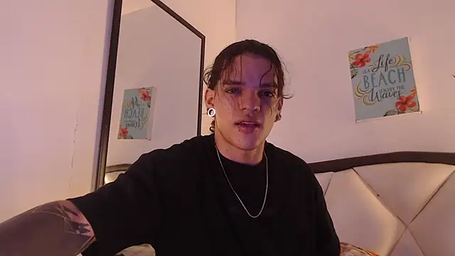 AlbertBernal69 online show from November 20, 2:23 am