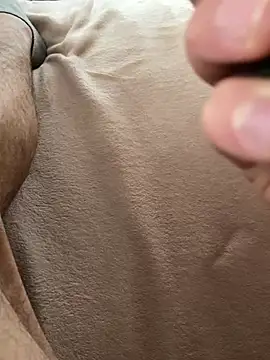 mihaixxx1 online show from April 7, 9:43 am