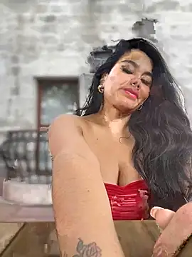 Snapshot of Insane_Issa chatting on January 14, 9:41 pm Insane Issa online show from January 14, 9:41 pm