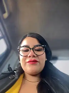 Snapshot of Insane_Issa chatting on February 2, 6:31 pm Insane Issa online show from February 2, 6:31 pm