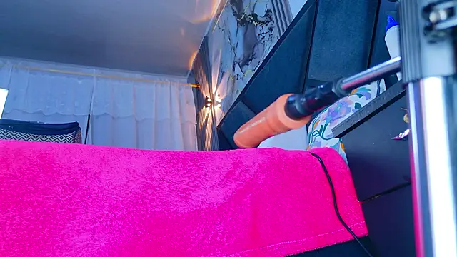 NathaxaLeans online show from March 9, 11:47 am