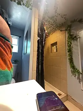 SummerBlueMoon online show from March 22, 6:00 pm