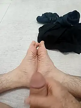 Hardapple01 online show from December 1, 7:58 pm