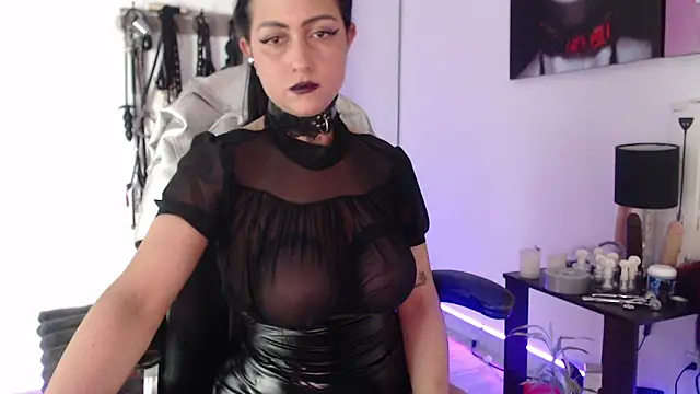 alison slave online show from November 6, 1:17 am