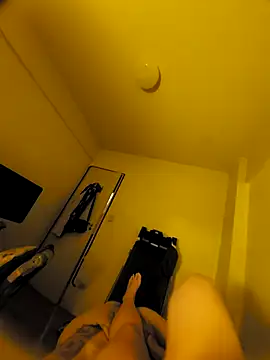 Snapshot of hotbiabrazil chatting on December 19, 3:46 am hotbiabrazil online show from December 19, 3:46 am