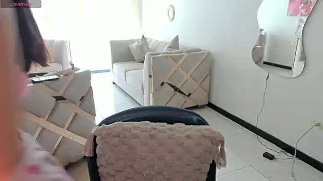 LunaBaker-1 online show from February 15, 9:00 pm