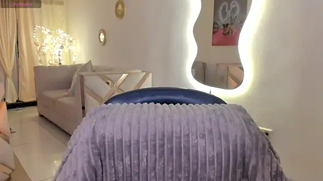 LunaBaker-1 online show from March 7, 2:30 am