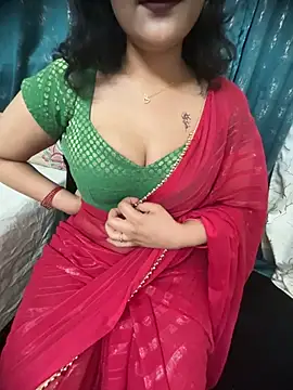 LuscousPussy online show from April 18, 5:50 pm