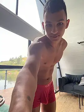 liuscast22 online show from June 3, 1:36 pm
