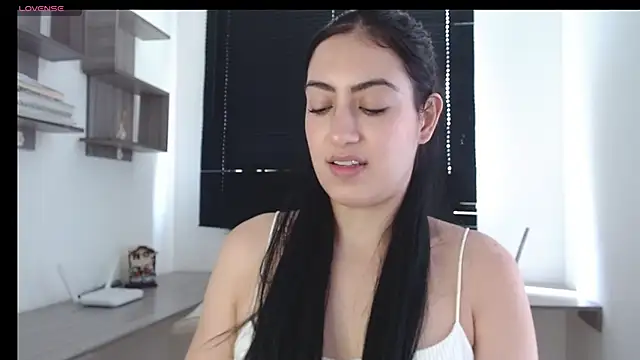 MIYESSI online show from February 27, 3:37 pm