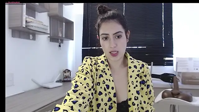 MIYESSI online show from March 17, 4:22 pm