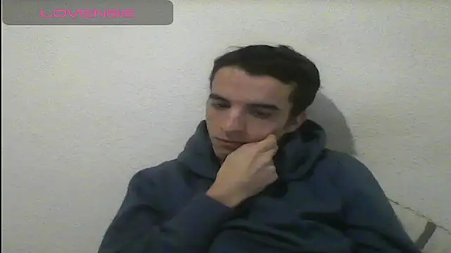 Snapshot of Tombgy07 chatting on January 22, 7:56 pm Tombgy07 online show from January 22, 7:56 pm