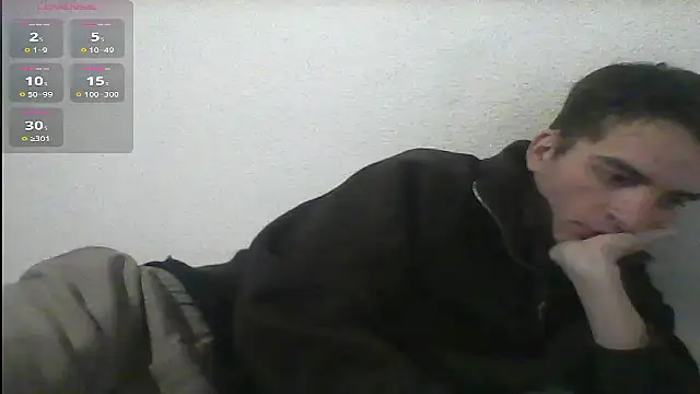 Snapshot of Tombgy07 chatting on March 6, 8:16 pm Tombgy07 online show from March 6, 8:16 pm