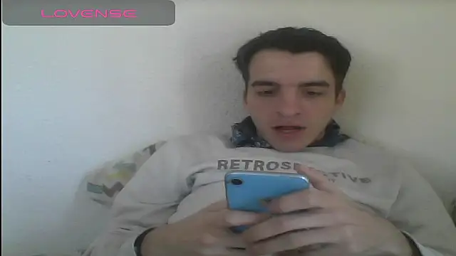 Snapshot of Tombgy07 chatting on March 18, 9:31 am Tombgy07 online show from March 18, 9:31 am