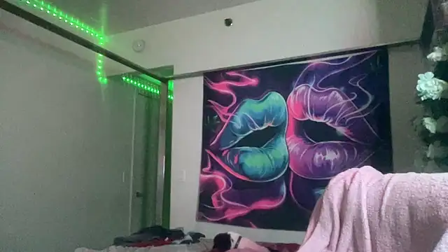 YasmineMinaj online show from March 26, 4:40 am