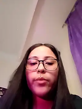 Snapshot of persefone_core chatting on February 25, 12:58 am persefone core online show from February 25, 12:58 am