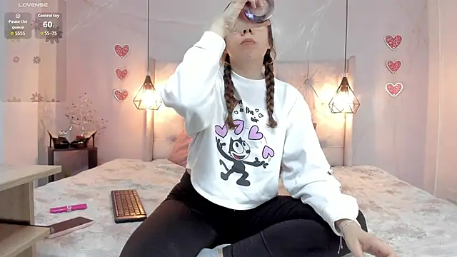 SakuraLee  online show from March 3, 1:39 pm