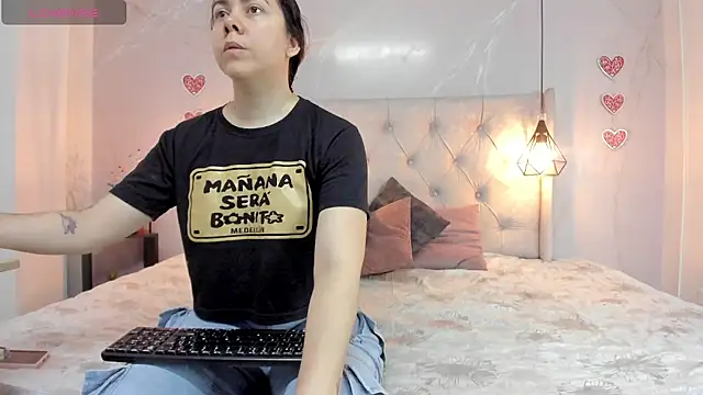 SakuraLee  online show from April 13, 12:54 pm