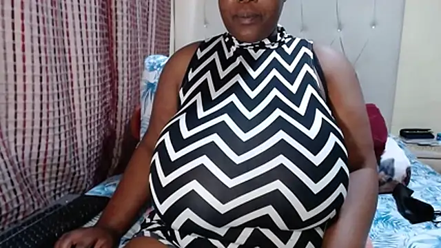 CHOCOLATEDARKBUSTYX online show from May 25, 6:19 am