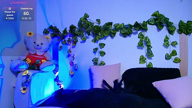 tati cardenas online show from December 1, 3:11 am