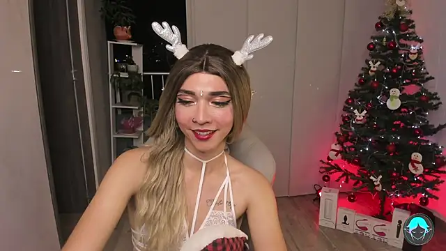 Snapshot of sofi_elfqueen chatting on December 28, 3:04 am sofi elfqueen online show from December 28, 3:04 am
