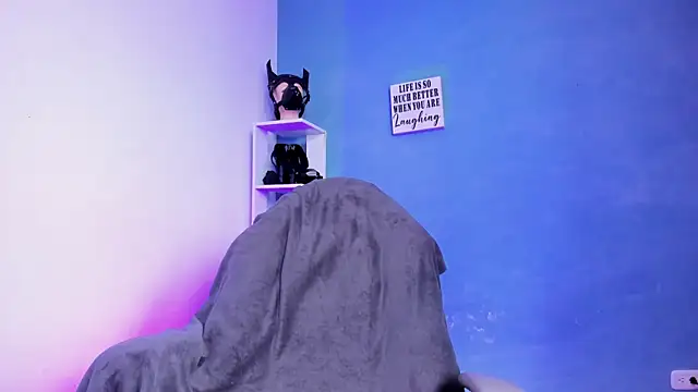 sofi elfqueen online show from May 16, 9:46 pm