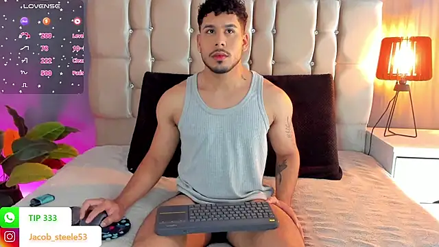 Jacob Steele53 online show from November 18, 9:19 pm