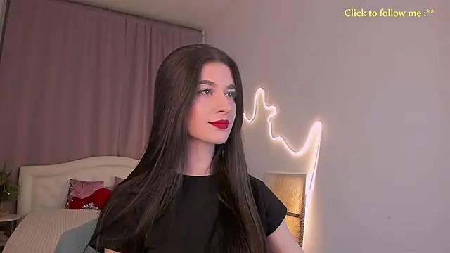 LauraCoy online show from January 9, 8:10 pm