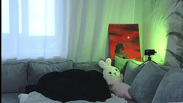 lily  foster online show from January 19, 10:06 am