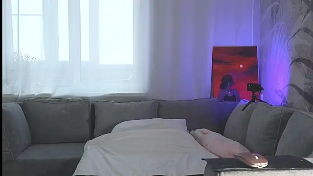 lily  foster online show from February 13, 1:15 pm