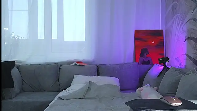 lily  foster online show from February 22, 2:08 pm