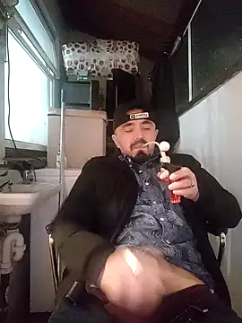 erbod Johnny online show from November 10, 11:59 pm