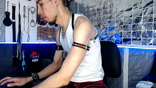 Mensecret69 online show from March 10, 5:39 pm