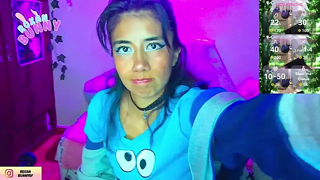 Roxanbunny1 online show from January 13, 1:33 am