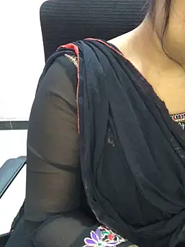 Rose Olivia online show from February 12, 3:51 pm