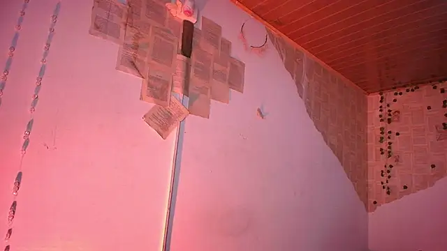 Snapshot of kisstarxxx chatting on September 10, 3:06 am kisstarxxx online show from September 10, 3:06 am