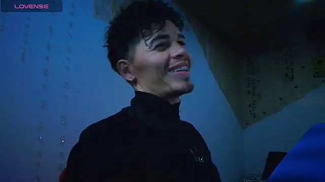 Snapshot of kisstarxxx chatting on September 16, 3:18 am kisstarxxx online show from September 16, 3:18 am