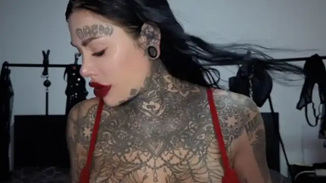 claudiacvc95 online show from March 9, 4:49 am