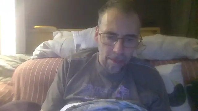 Snapshot of ptitcanard60600 chatting on October 3, 10:40 pm ptitcanard60600 online show from October 3, 10:40 pm