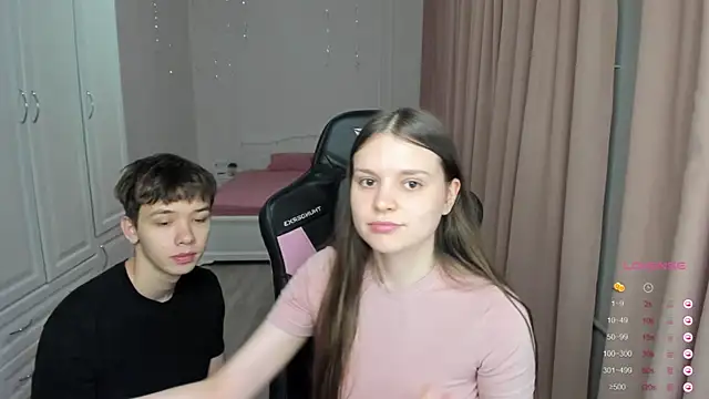 Snapshot of lil_cassie chatting on February 3, 8:46 pm lil cassie online show from February 3, 8:46 pm