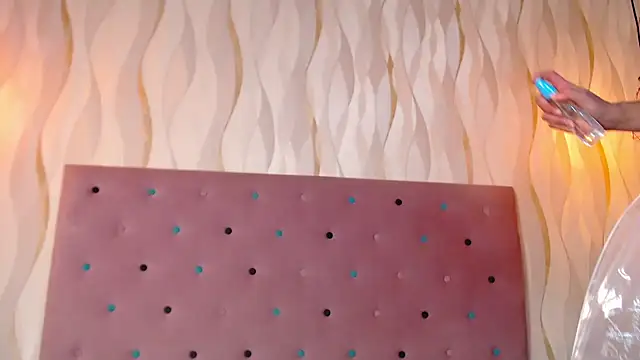 IsabelaLatina online show from March 21, 2:09 pm