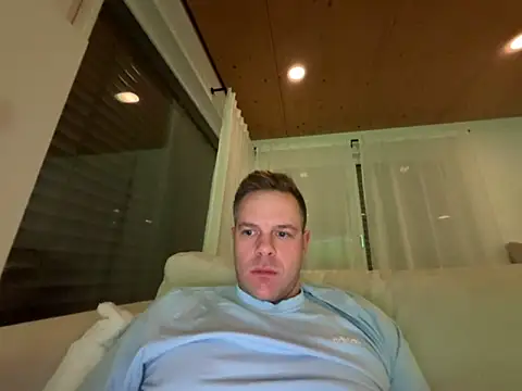 Danii0790 online show from November 17, 9:09 pm