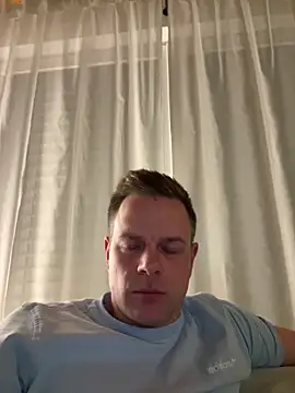 Danii0790 online show from April 15, 8:20 pm