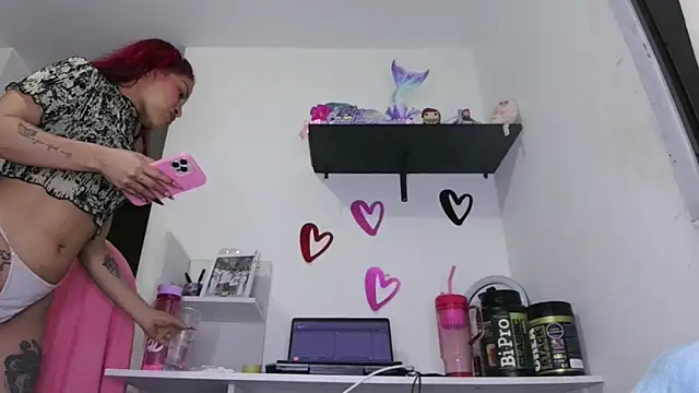 Snapshot of ari_sexy1 chatting on October 10, 2:43 am ari sexy1 online show from October 10, 2:43 am