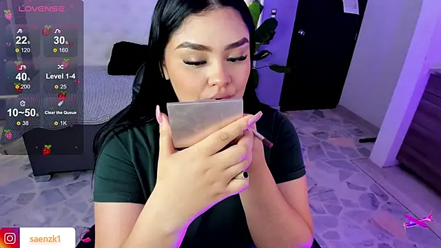 martinasaez online show from January 17, 1:16 pm