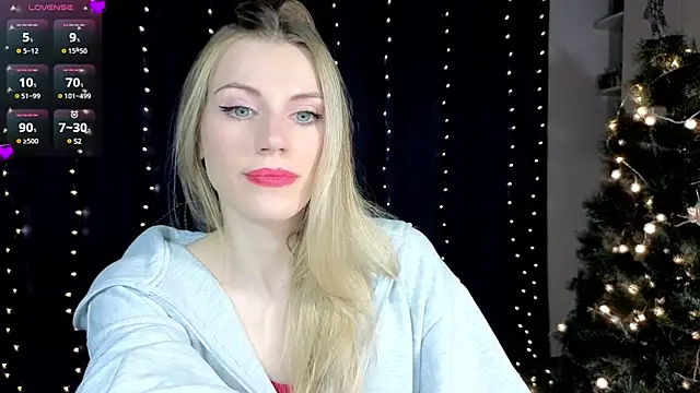 Snapshot of Lilianna_Just chatting on January 6, 3:40 pm Lilianna Just online show from January 6, 3:40 pm