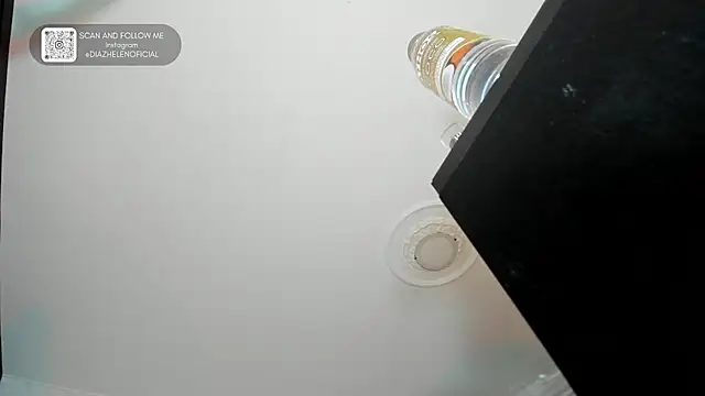 Apotheosis01 online show from April 17, 2:20 pm