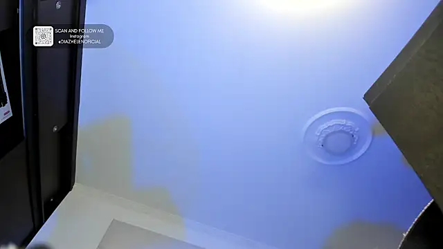 Apotheosis01 online show from April 19, 3:22 pm