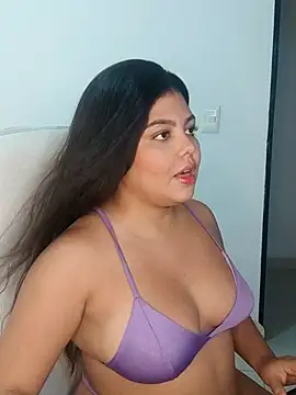 Snapshot of kiara-evans02 chatting on September 25, 10:24 pm kiara-evans02 online show from September 25, 10:24 pm