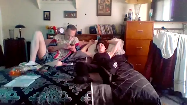 ThickStickly1 online show from February 26, 10:31 pm